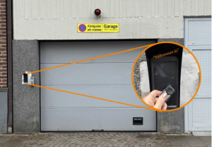 Porten till garaget i brf Ostronet
